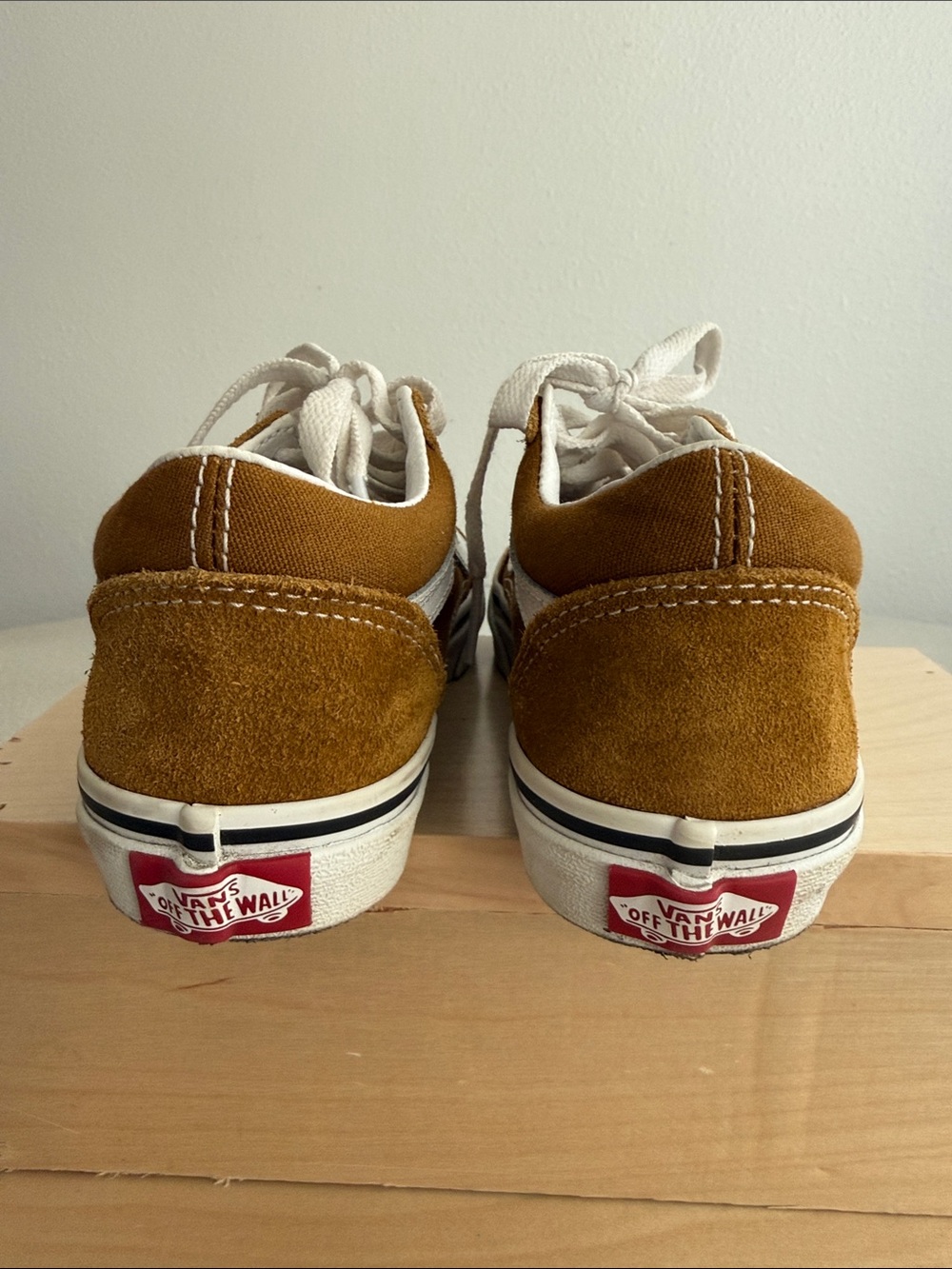 Vans Kids Low-Top Suede Lace-Up Sneakers - White Stripe, Mustard - Picture 4 of 6
